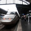 TGV、銀色。