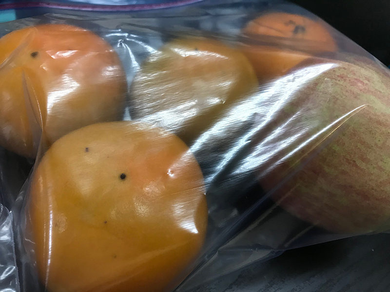 エチレンガスで熟しすぎた柿
